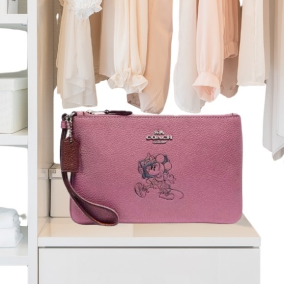 HP 🎉Coach Minnie Mouse Small Wristlet With Motif - Picture 1 of 8